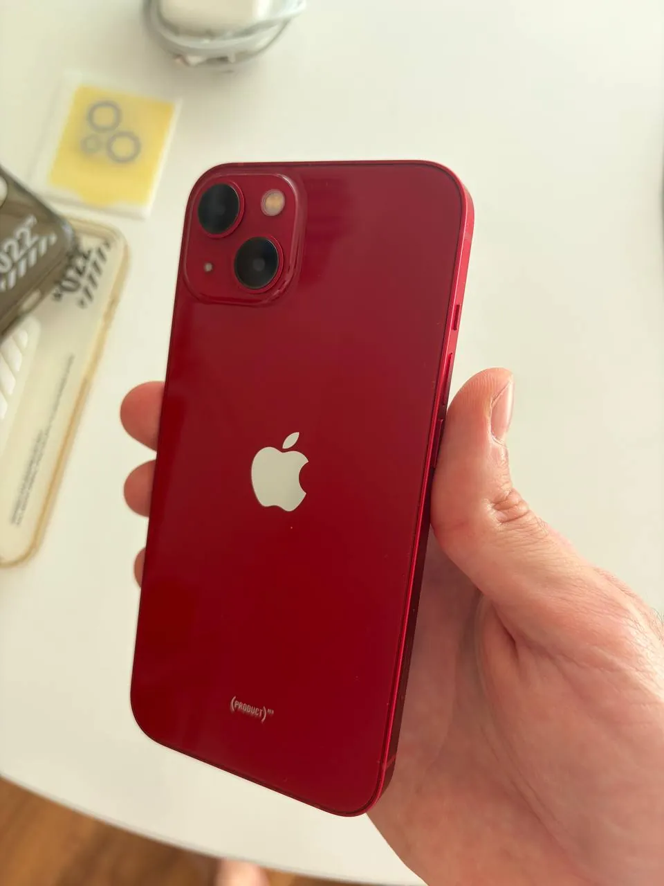 iPhone 13 256GB Product Red 2
