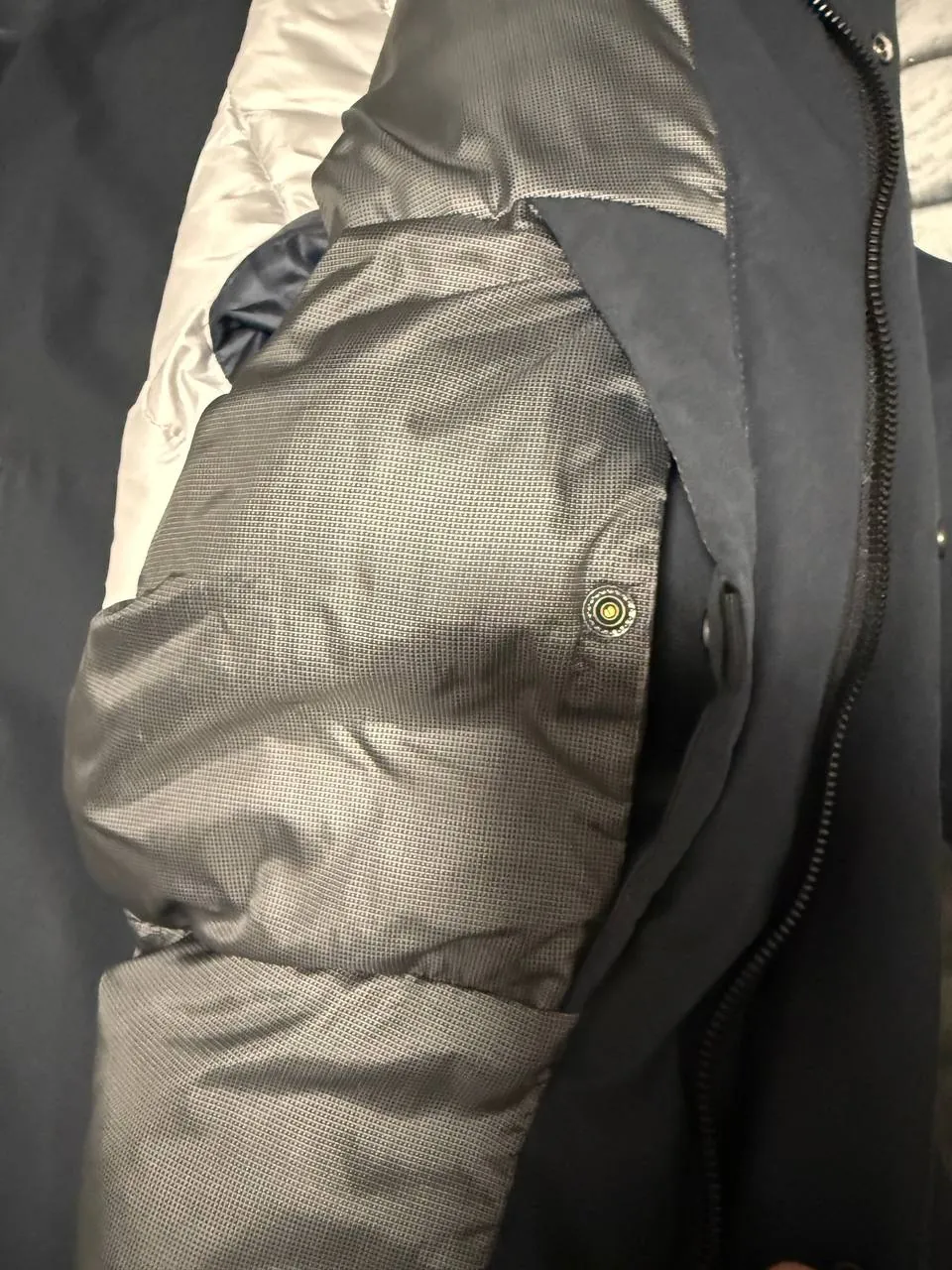 Куртка Jack&Jones мужская размер M 3