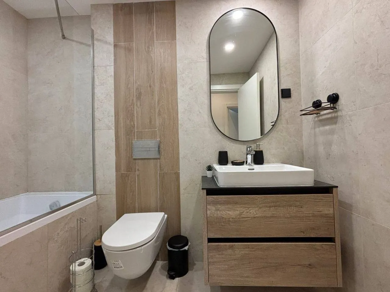 Квартира 3-комнатная Waterfront 91м2 2000 EUR 2
