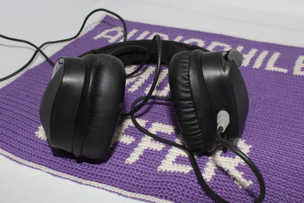 Гарнитура Corsair Void Elite RGB USB 7
