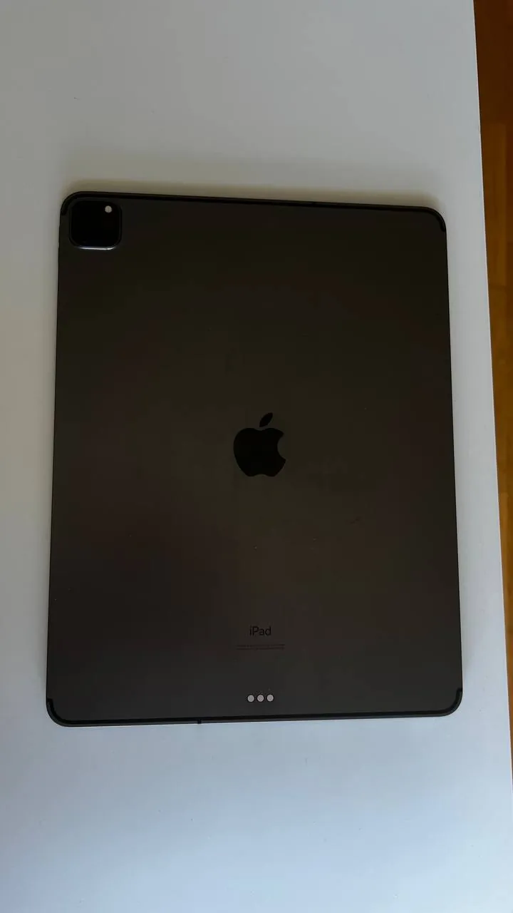 iPad Pro 12.9 2020 256GB Magic Keyboard 4
