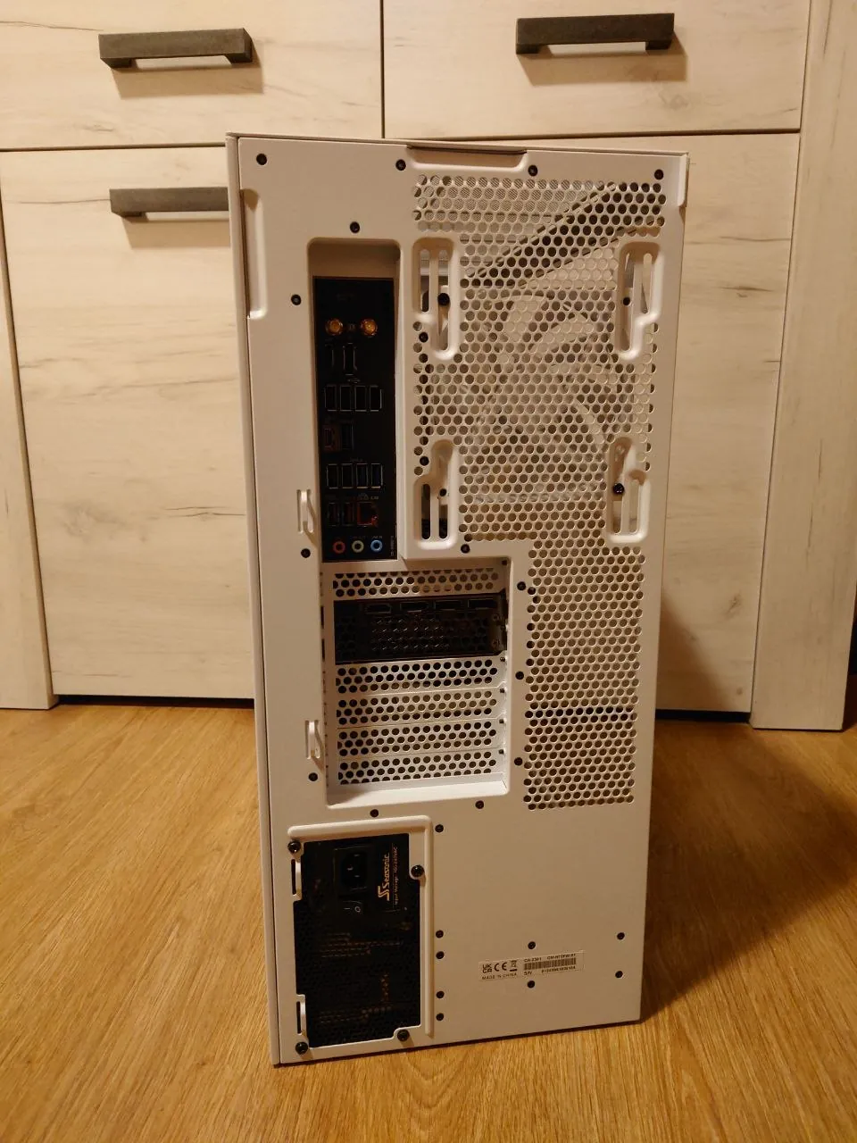 Игровой ПК RTX 4070 и PS5 Slim 1TB 4