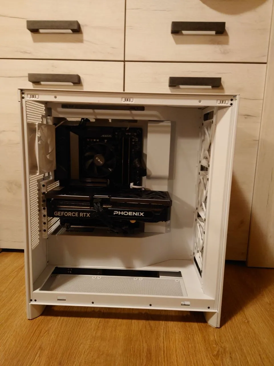 Игровой ПК RTX 4070 и PS5 Slim 1TB 3