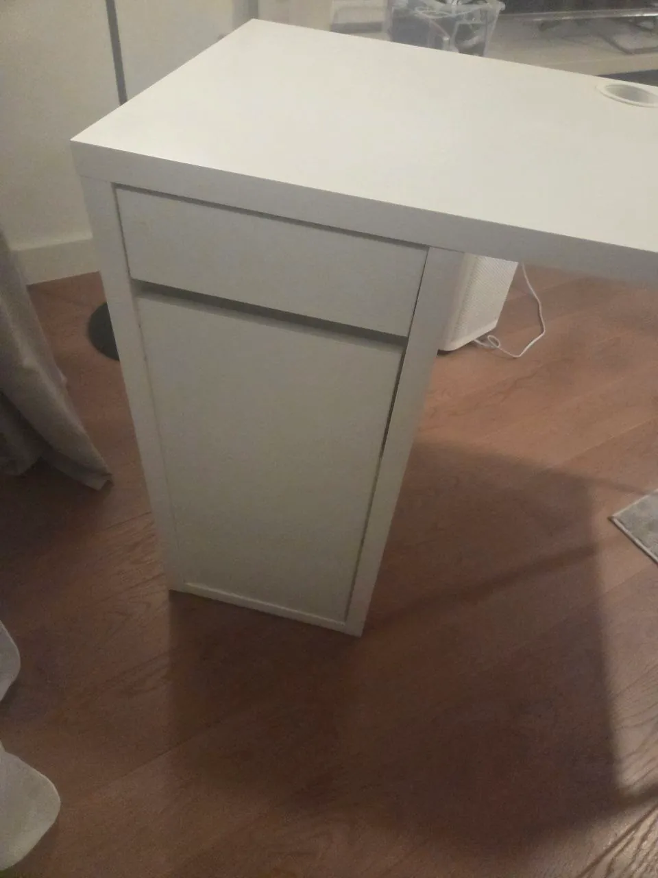 Стол IKEA Micke 50x150 с ящиками 4