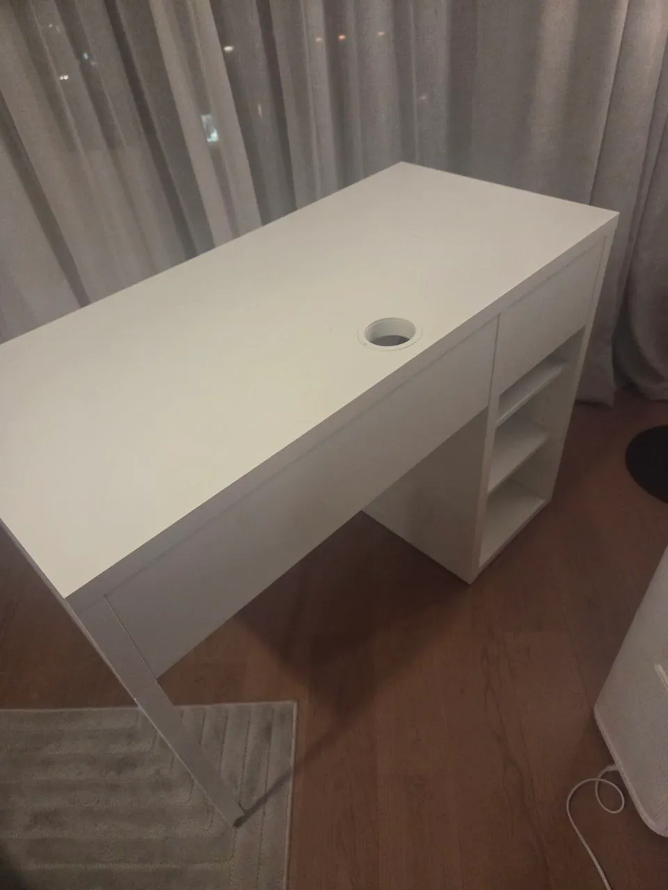 Стол IKEA Micke 50x150 с ящиками 3