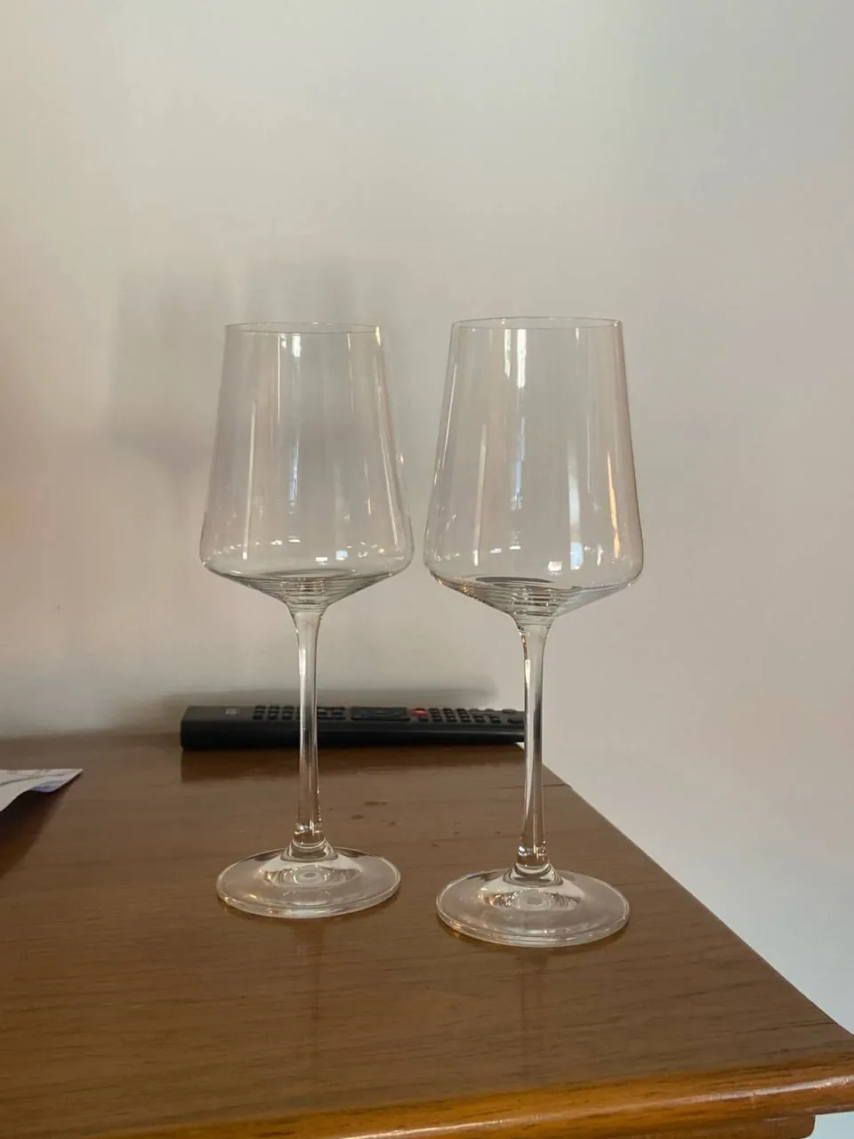 Два бокала стеклянных 1