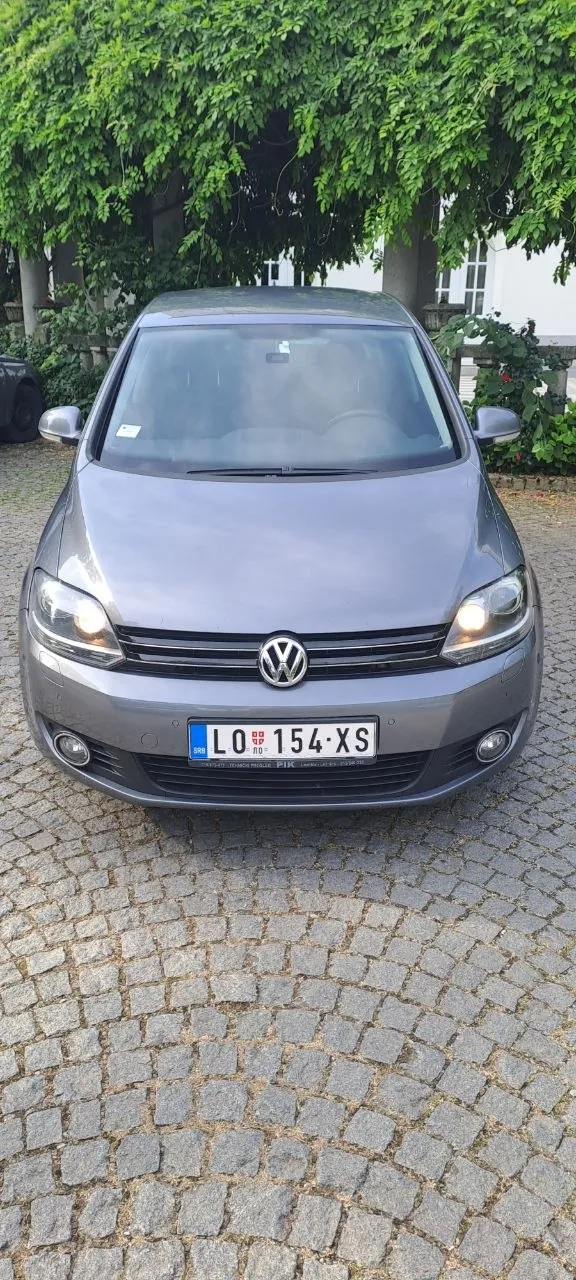VW Golf Plus 2011 1.4 автомат бензин 5000€ 1
