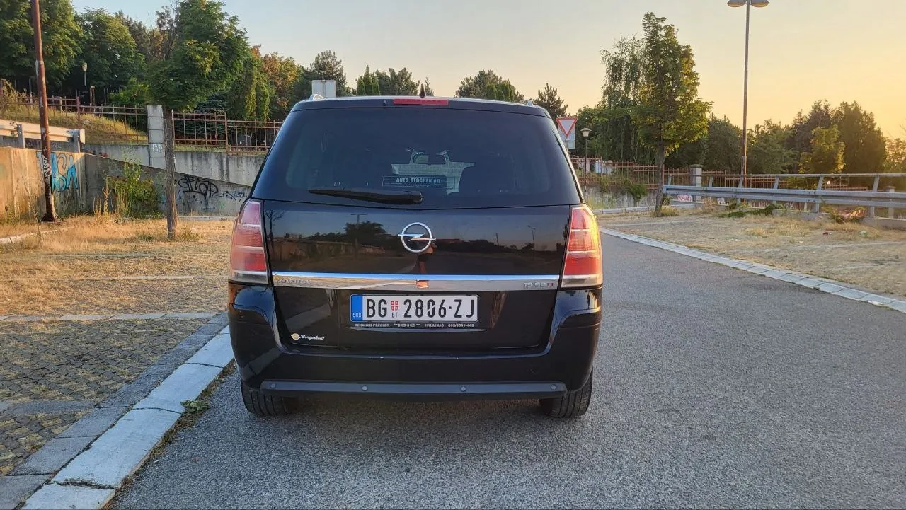 Opel Zafira 7 мест 2007 дизель автомат 4