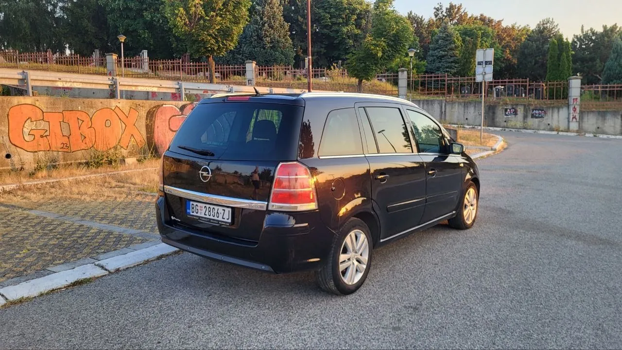Opel Zafira 7 мест 2007 дизель автомат 2