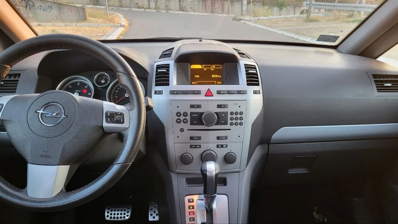 Opel Zafira 7 мест 2007 дизель автомат 5
