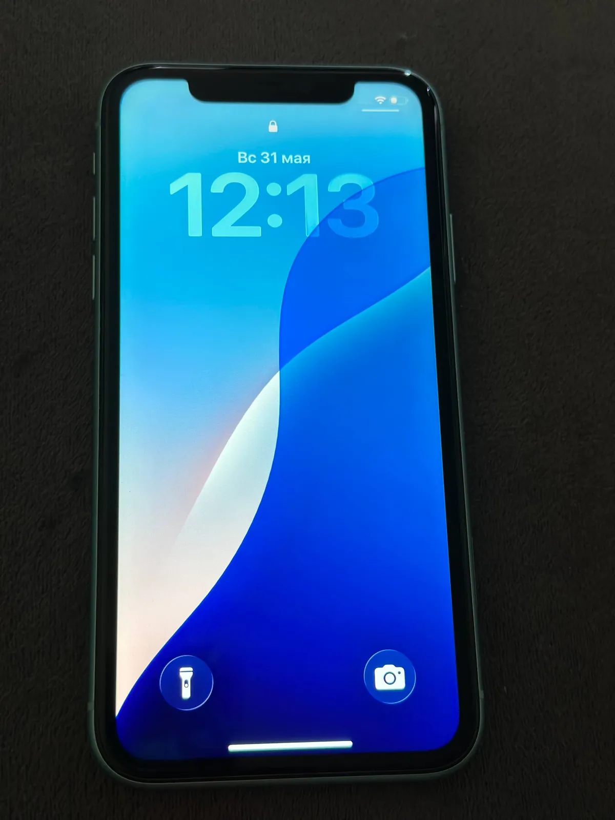 iPhone 11 64GB отличное состояние 150 EUR 3