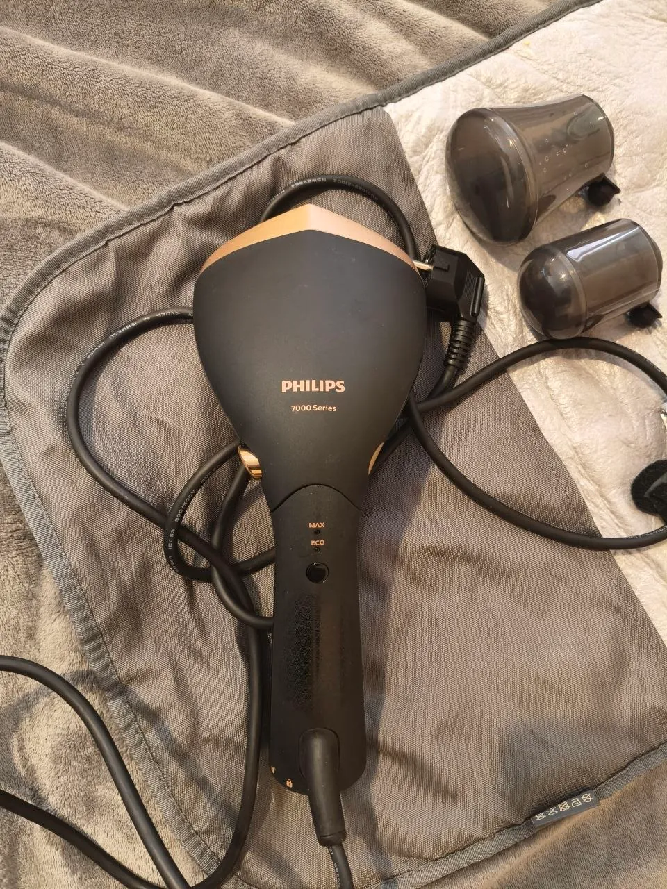 Отпариватель Philips 7000 ручной Нови-Сад 2