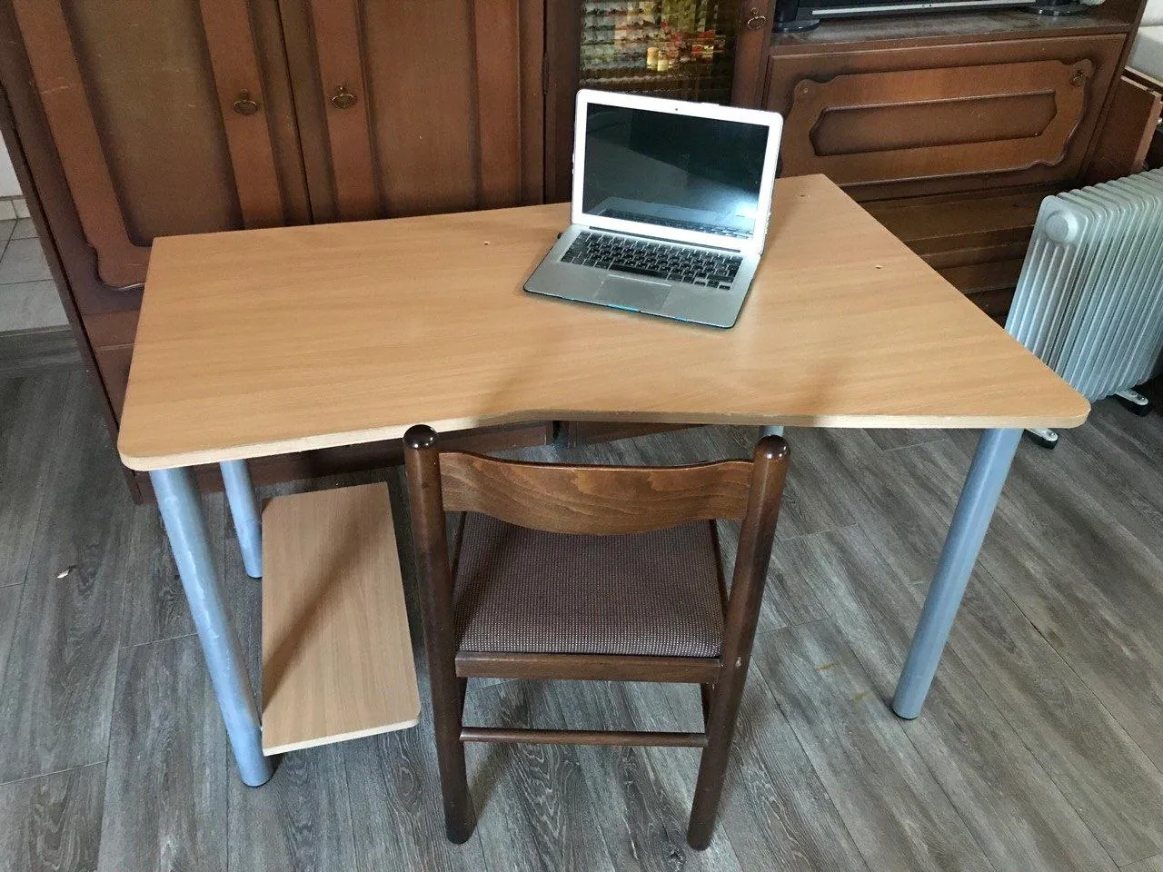 Эргономичный компьютерный стол 120x60 Белград 5