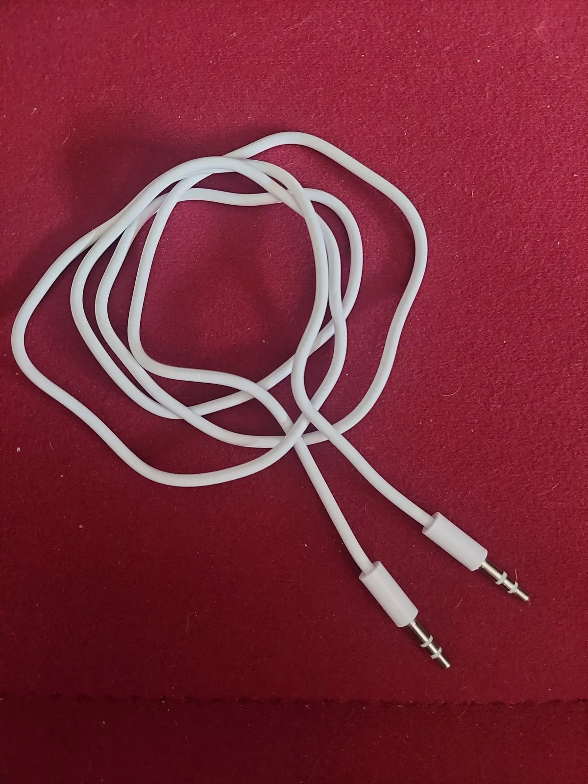 Кабель аудио 3.5mm папа-папа новый 300 дин 1