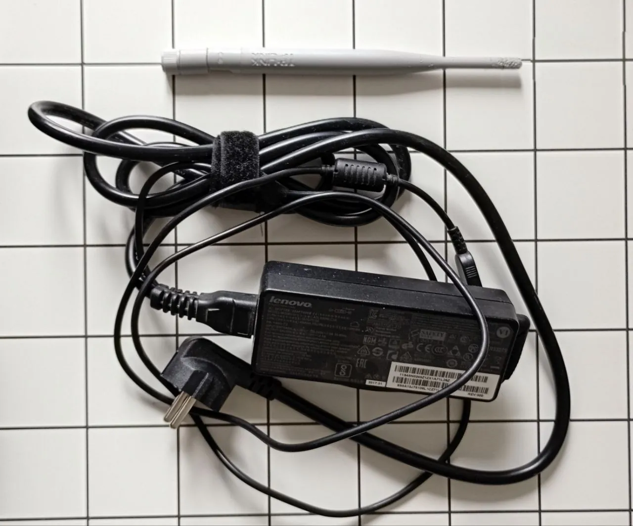 Мини-ПК Lenovo ThinkCentre M75q Gen2 4
