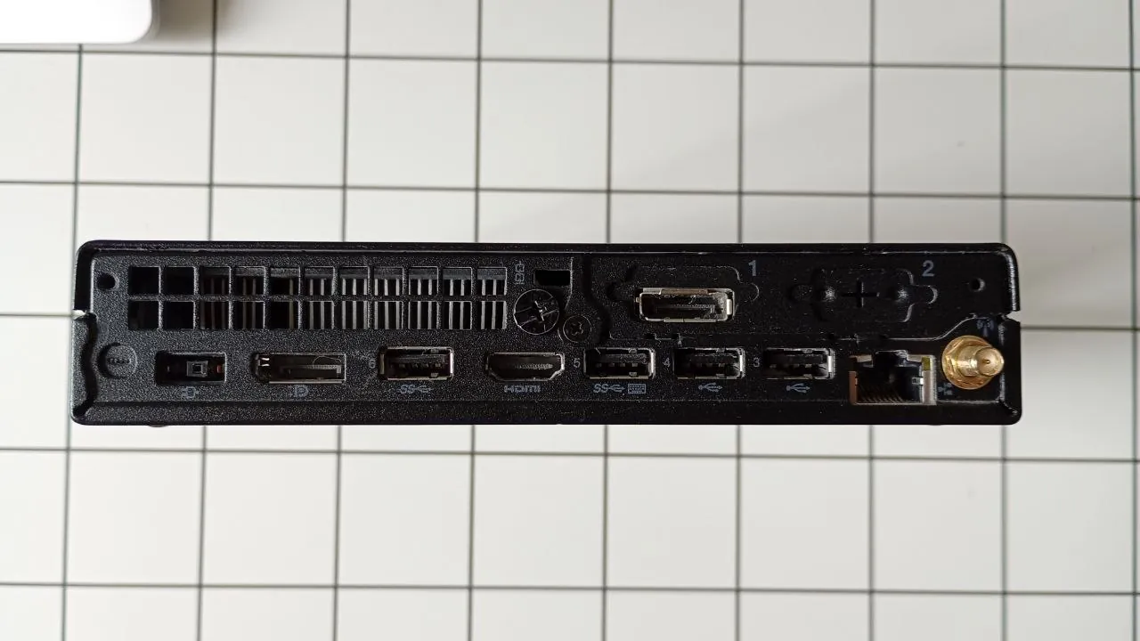 Мини-ПК Lenovo ThinkCentre M75q Gen2 2