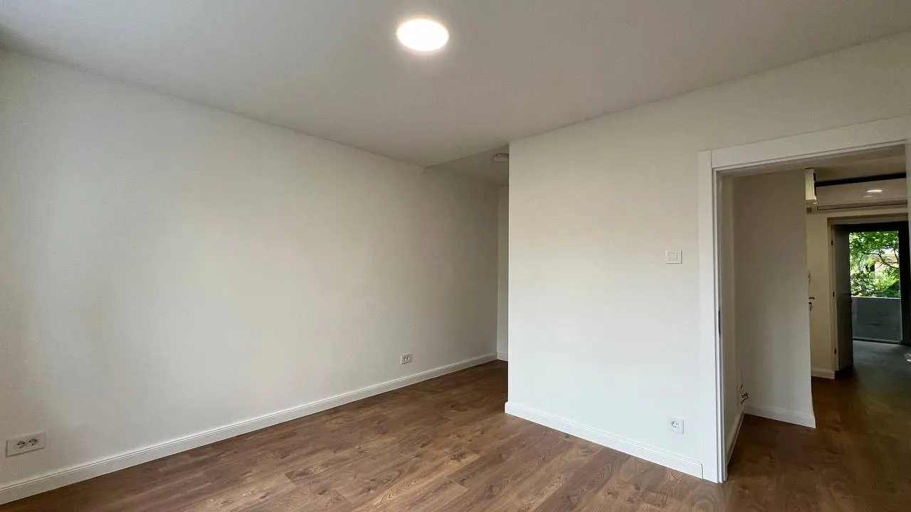 Аренда Палилула 55м2 3 комнаты 800 EUR 7