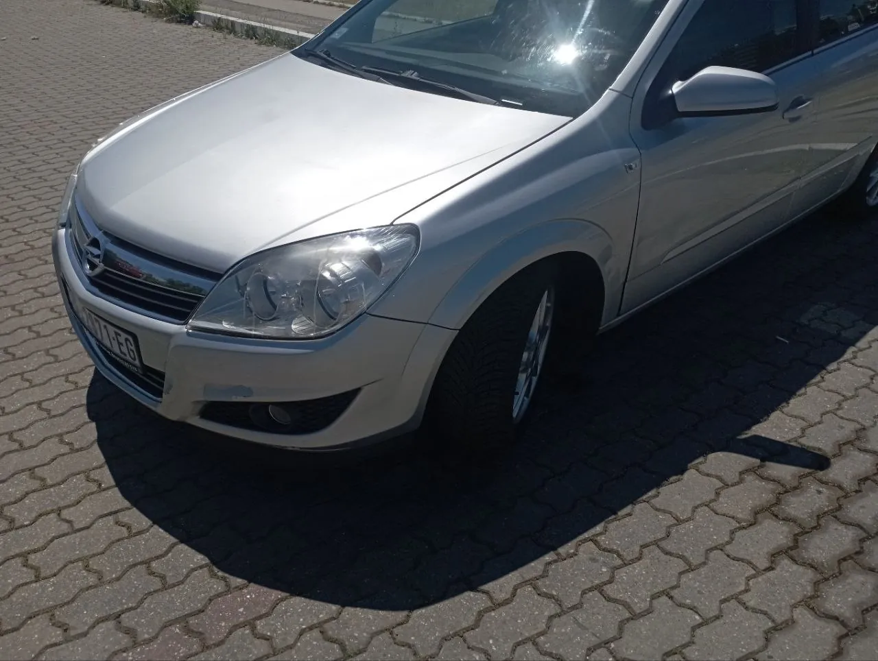Opel Astra H 2007 бензин 220 тыс км 2