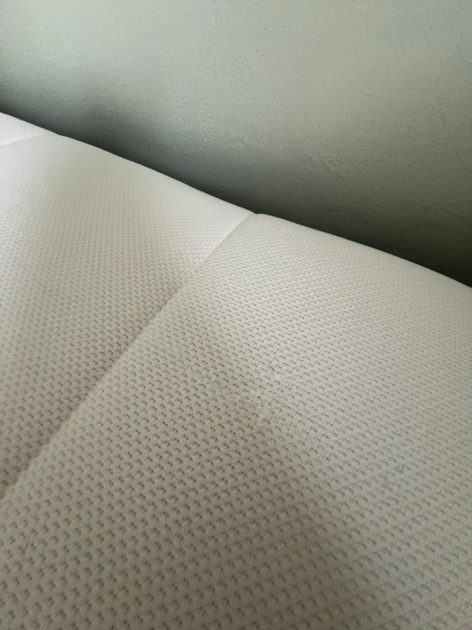 Кровать IKEA Slattum 140x200 и матрас Vesteröy 7
