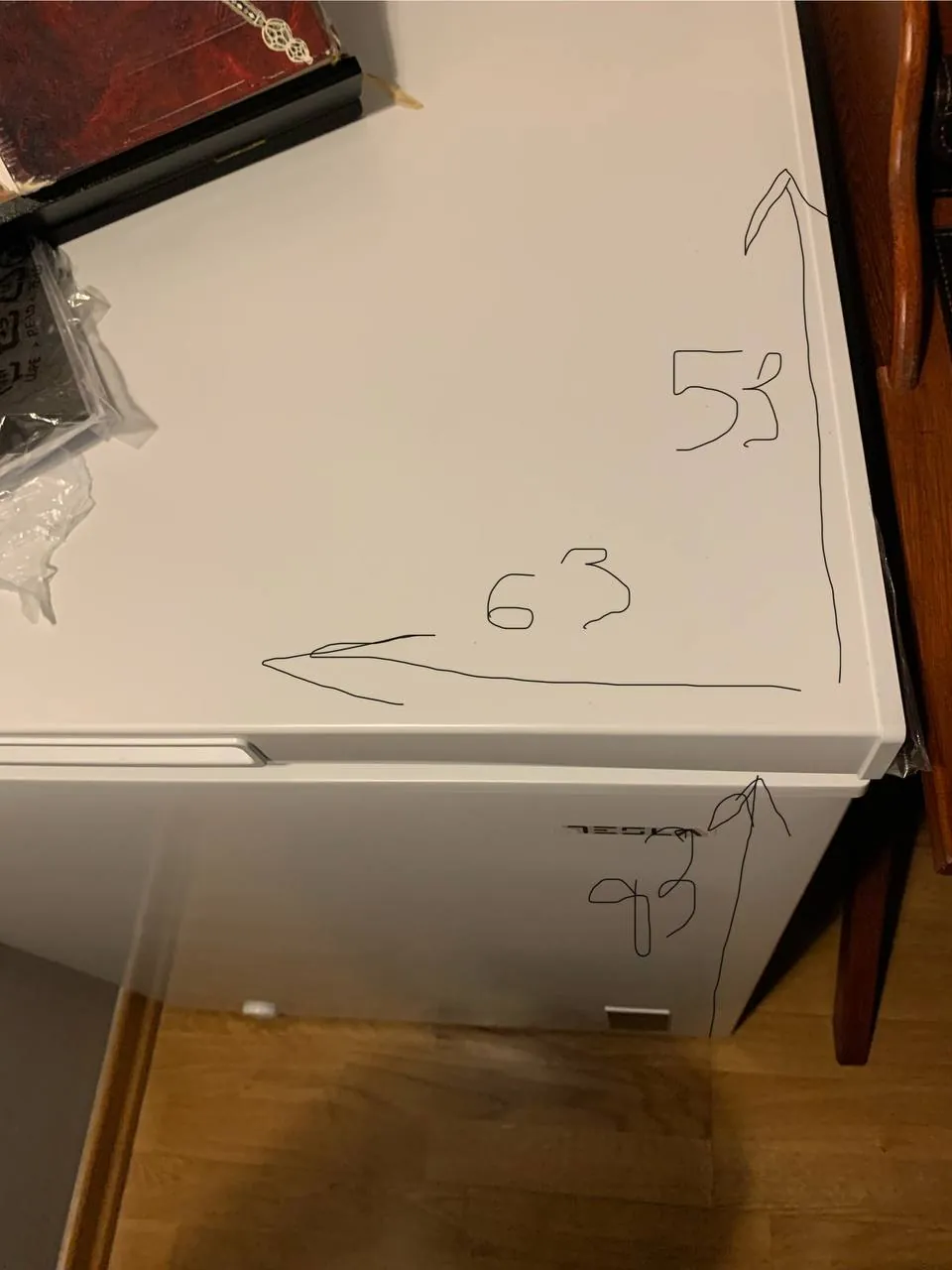 Морозильник Tesla 150 л 15000 RSD 6