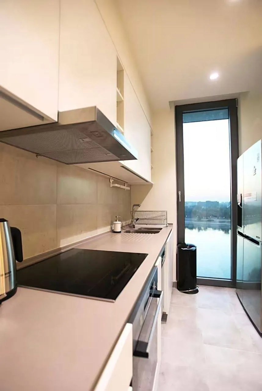 Квартира 4 комнаты Waterfront BW Residence 4500€ 5
