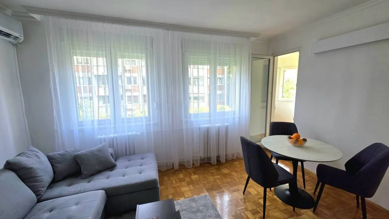 Квартира 2 комнаты Врачар Kralja Milutina 1100€ 2