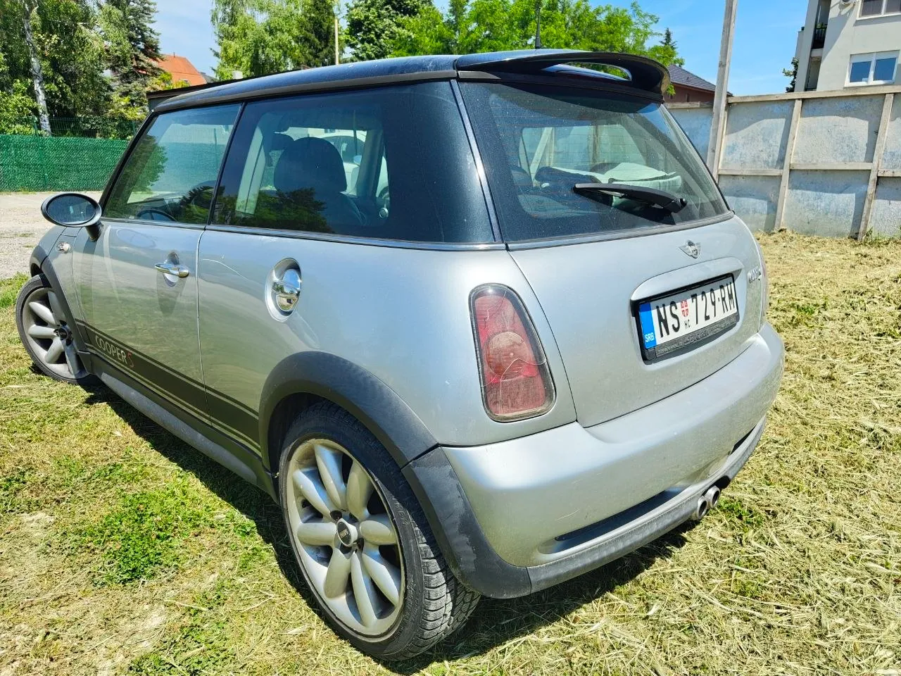 Mini Cooper S компрессор 2003 года 3