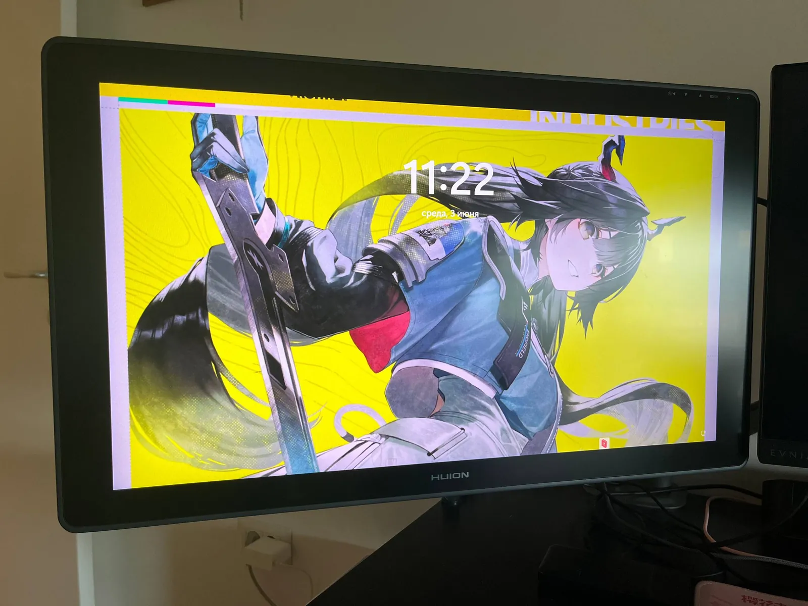 Графический планшет-дисплей HUION Kamvas 24 Plus 2