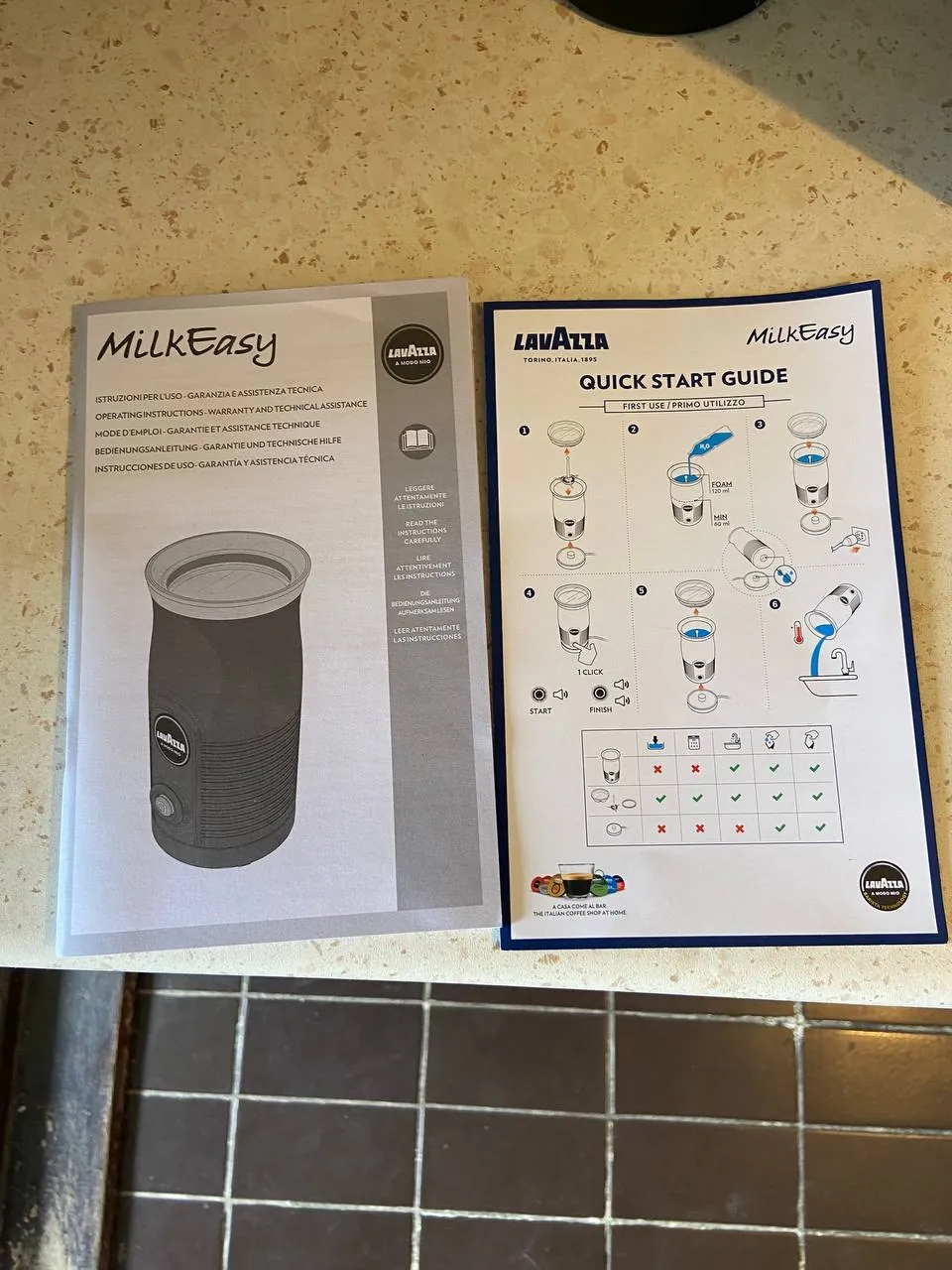 Вспениватель молока LAVAZZA MilkEasy 3