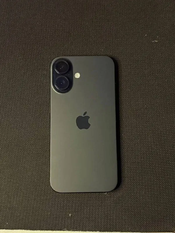 iPhone 16 128GB черный АКБ 90 Нови Сад 1