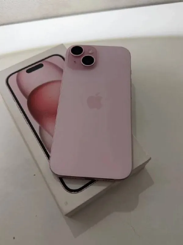 iPhone 15 128GB розовый АКБ 95 Нови Сад 2