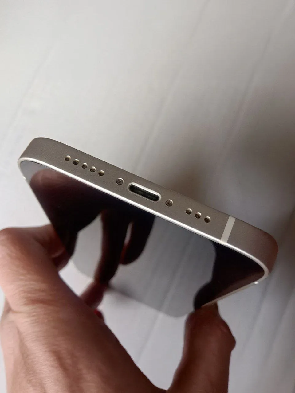 iPhone 12 64GB White отличное состояние 150 EUR 5
