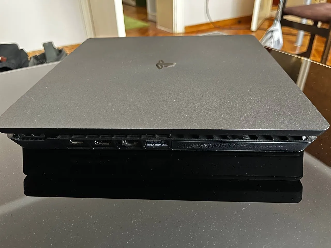 PS4 Slim 500GB два геймпада и 6 игр 200 EUR 3