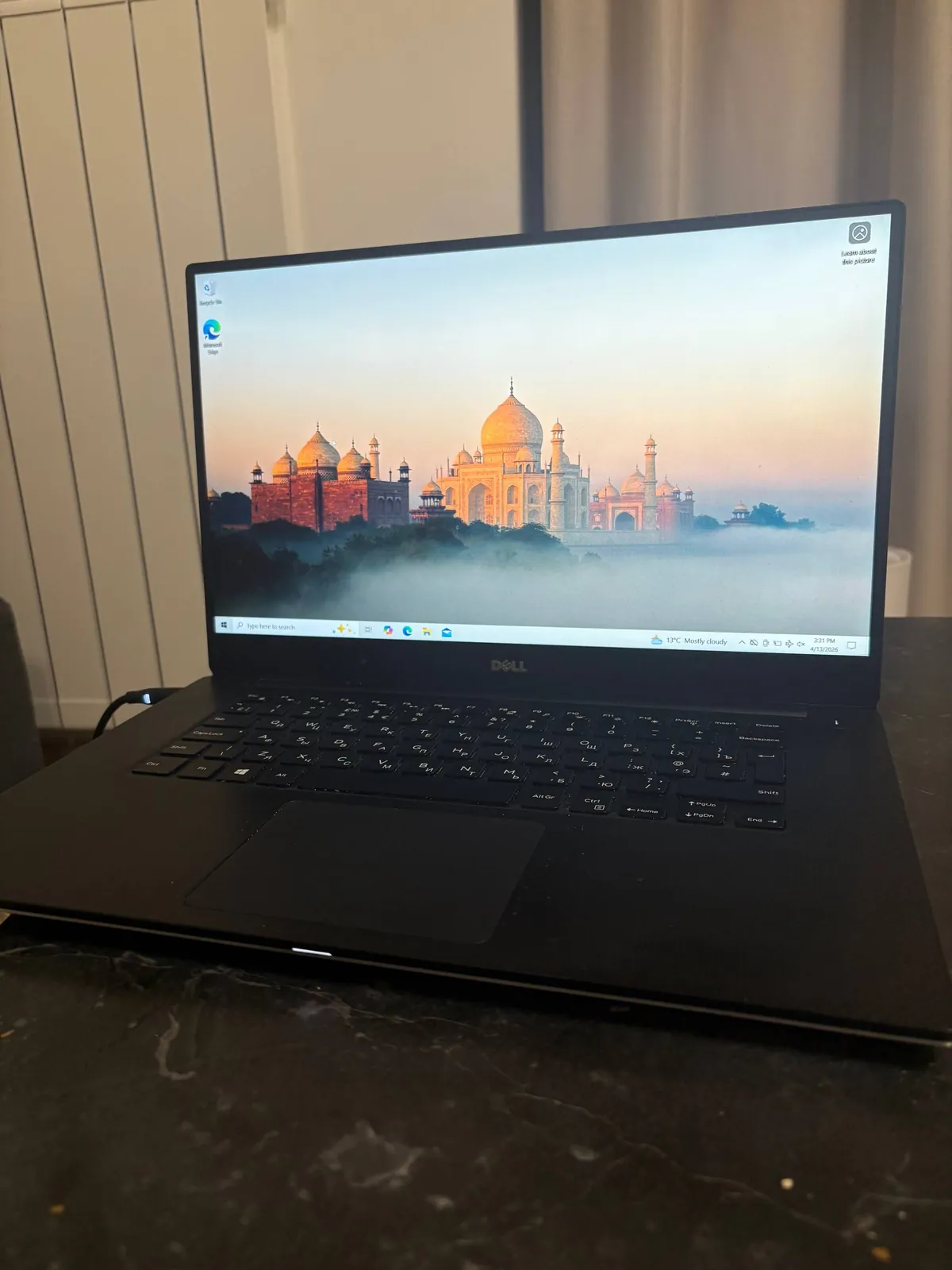 Ноутбук Dell XPS 15 9560 i7 GTX 1050 220 EUR 3
