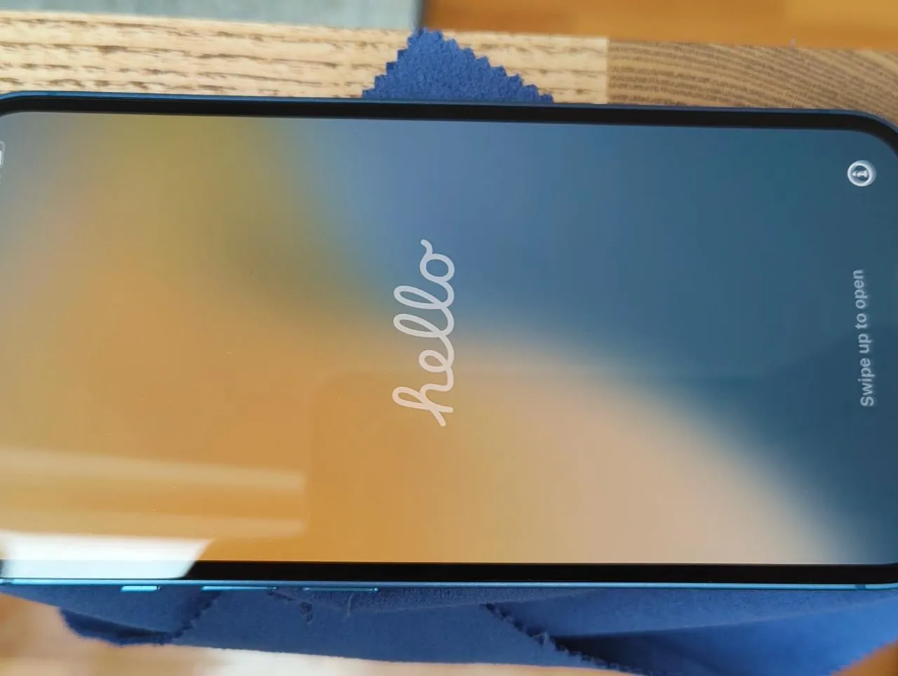 iPhone 13 128GB отличное состояние Белград 230 EUR 6