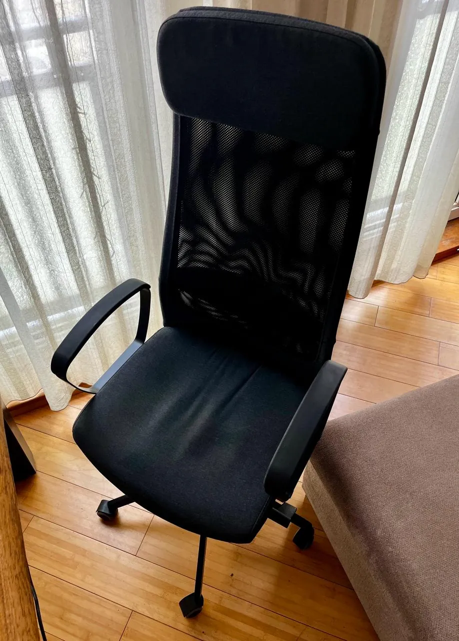 Кресло IKEA MARKUS офисное 9500 RSD Врачар 1