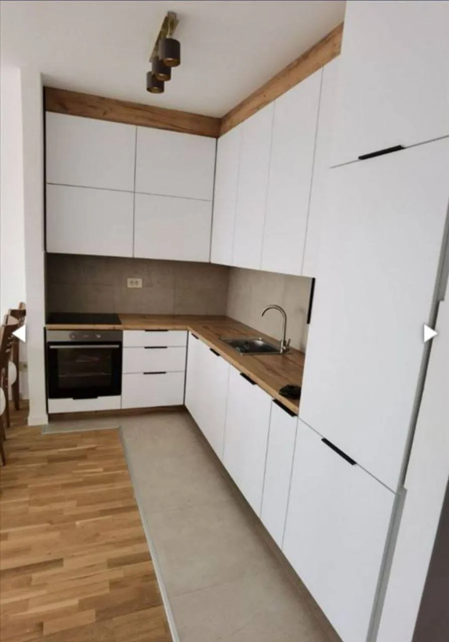 Аренда квартиры 50м Вождовац 900 EUR двушка 4