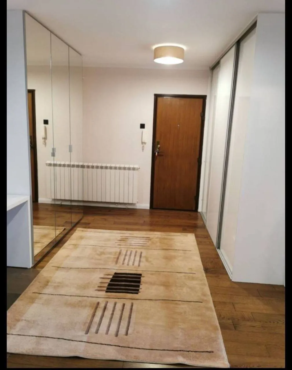 Аренда квартиры 81м Нови Белград 900 EUR двушка 6