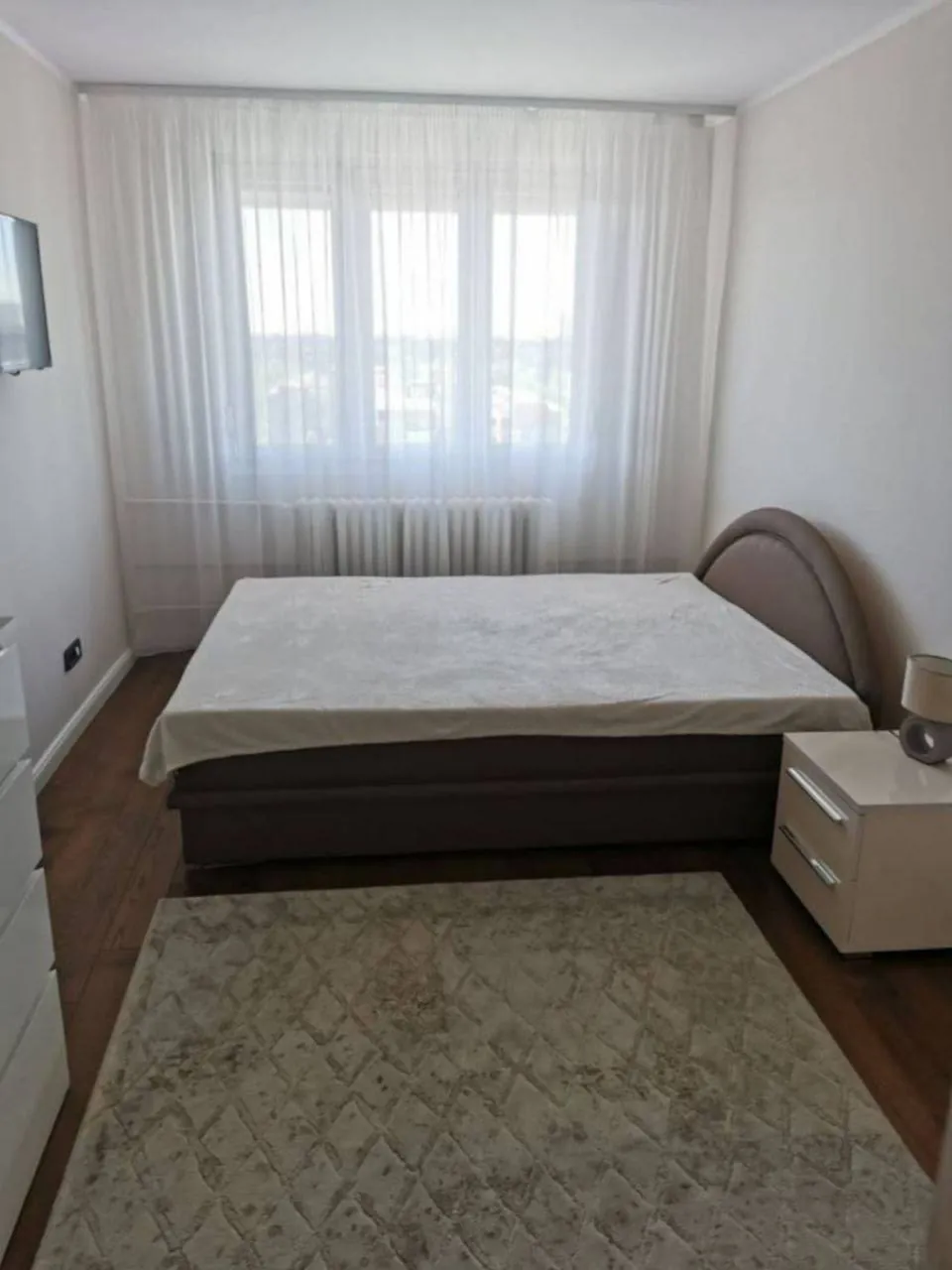Аренда квартиры 81м Нови Белград 900 EUR двушка 3