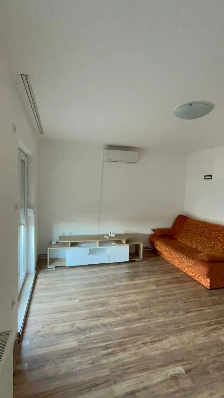 Аренда трёхкомнатной квартиры Нови-Сад 300 EUR 6