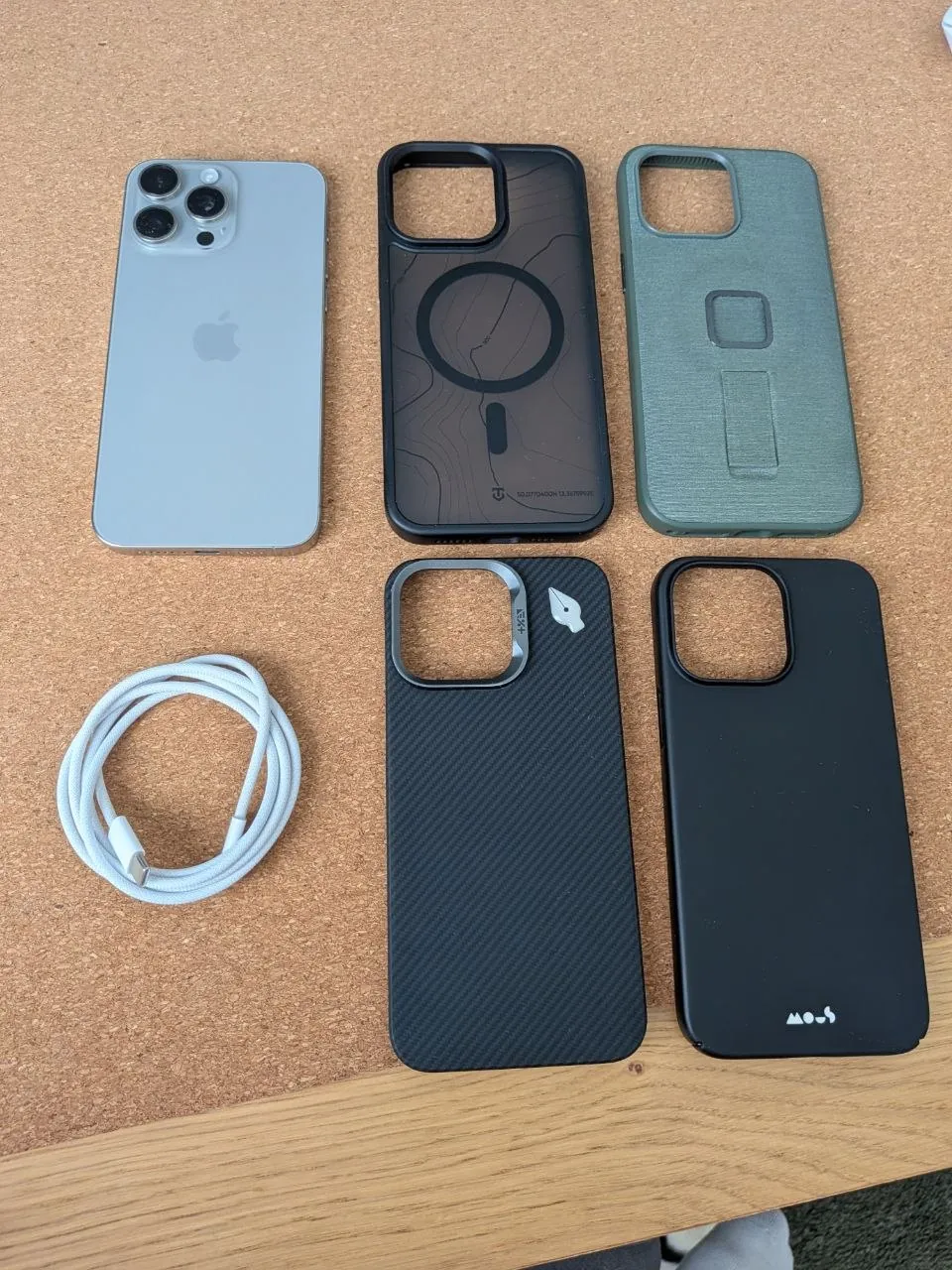 iPhone 15 Pro Max 256GB 5