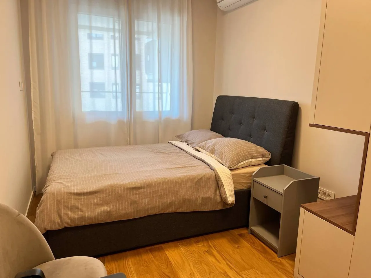 Аренда квартиры 87 м2 Звездара 1