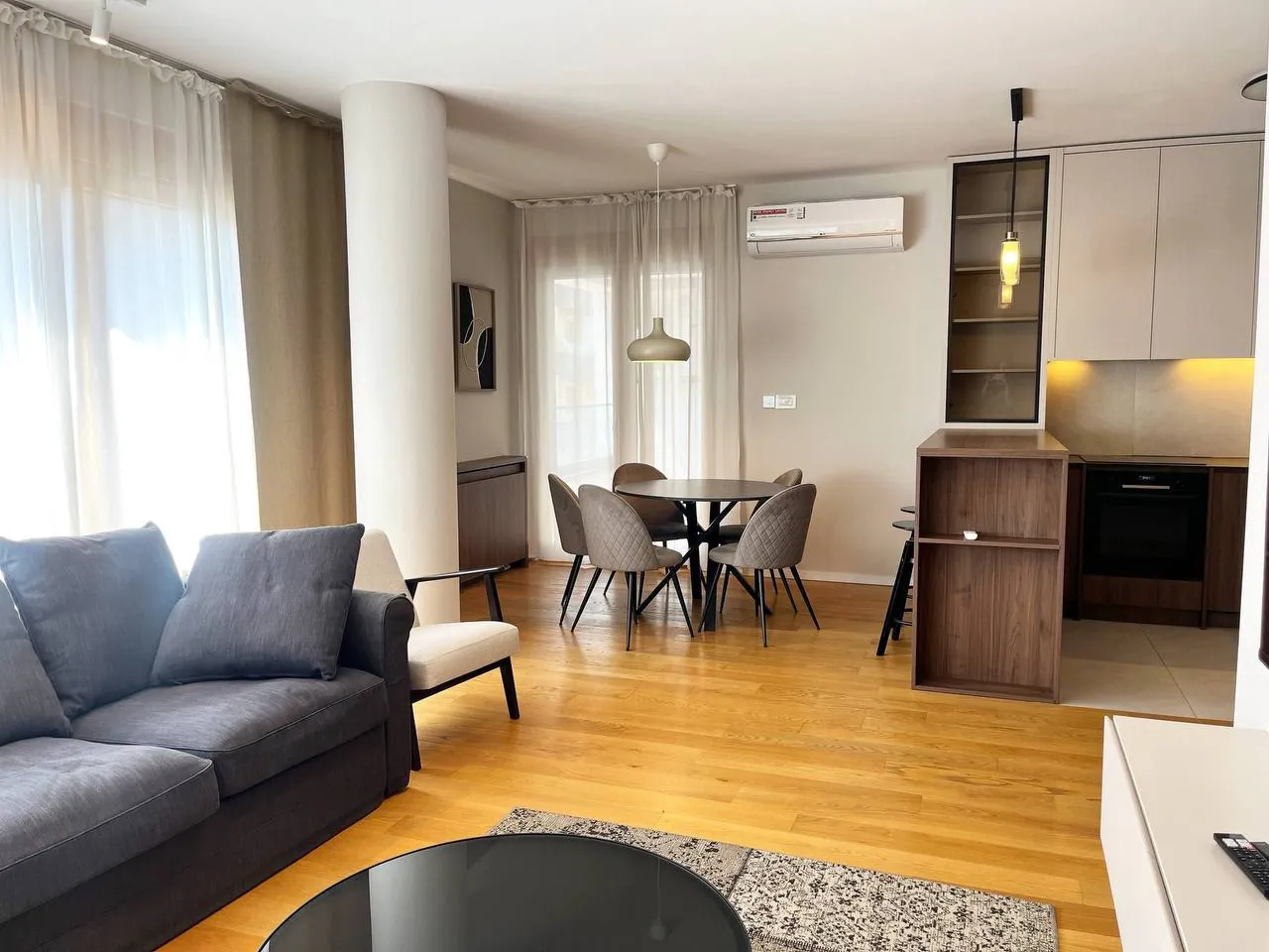 Аренда квартиры 87 м2 Звездара 5