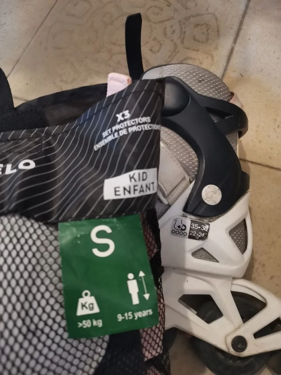Ролики Decathlon 35-38 с защитой 3