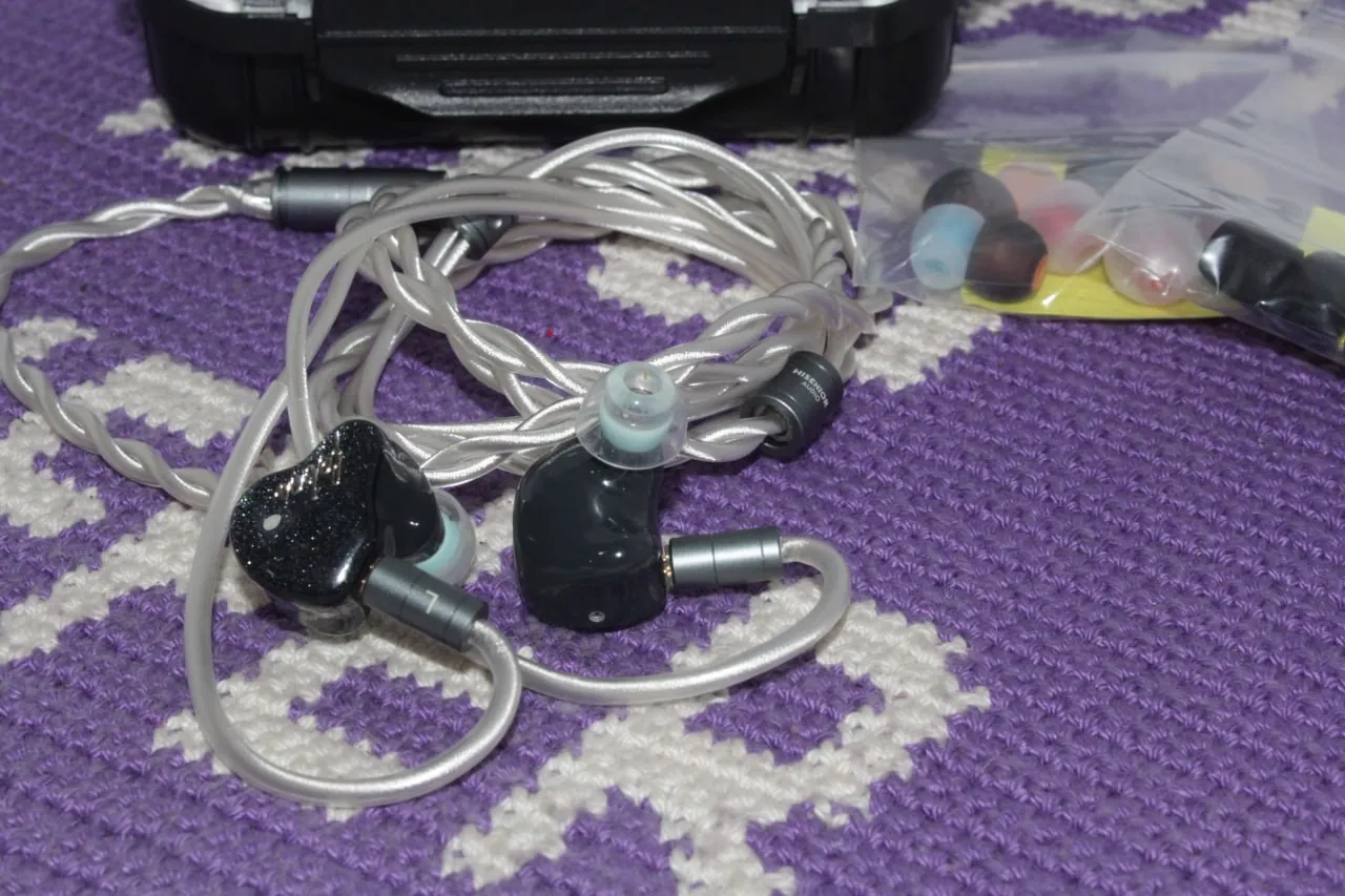 Наушники IEM Hisenior Mega5est 1