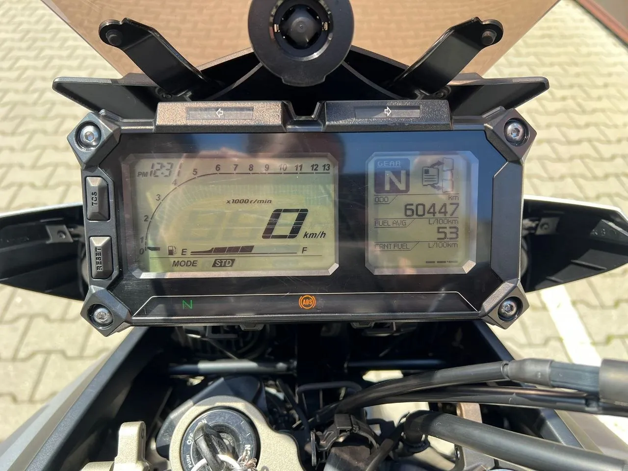 Мотоцикл Yamaha Tracer 900 2016 5