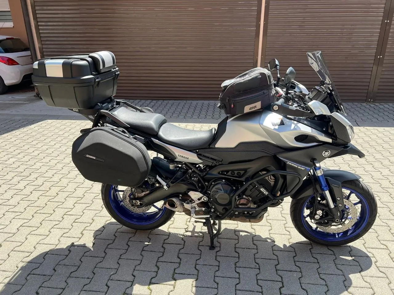 Мотоцикл Yamaha Tracer 900 2016 2