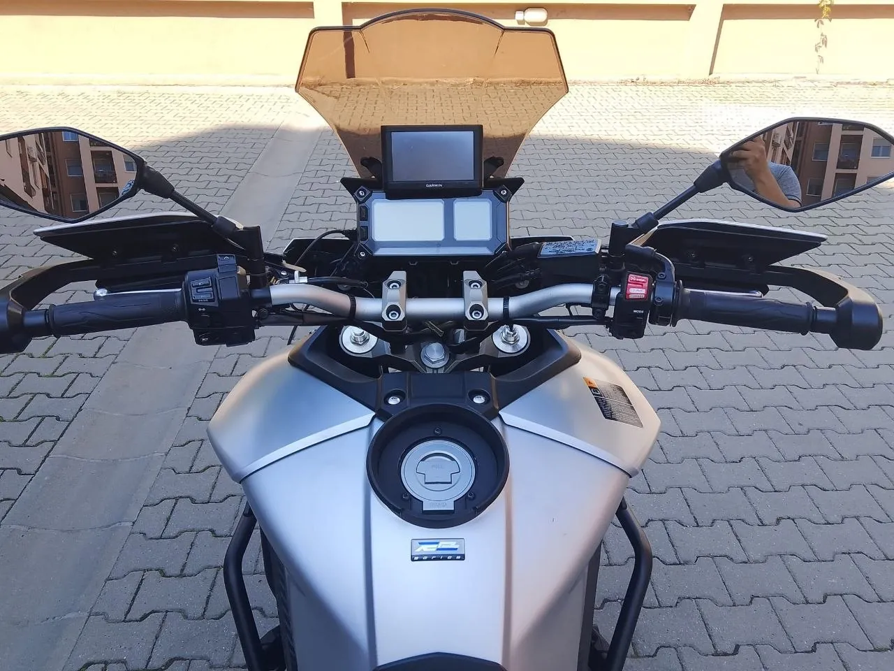 Мотоцикл Yamaha Tracer 900 2016 10