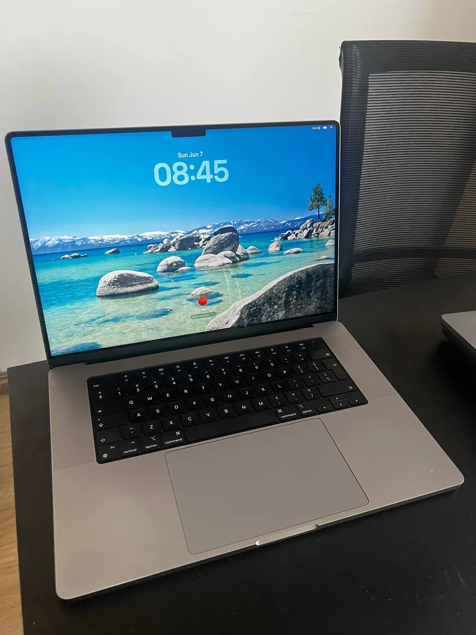 MacBook Pro 16 M1 Pro 32 ГБ 512 ГБ 1