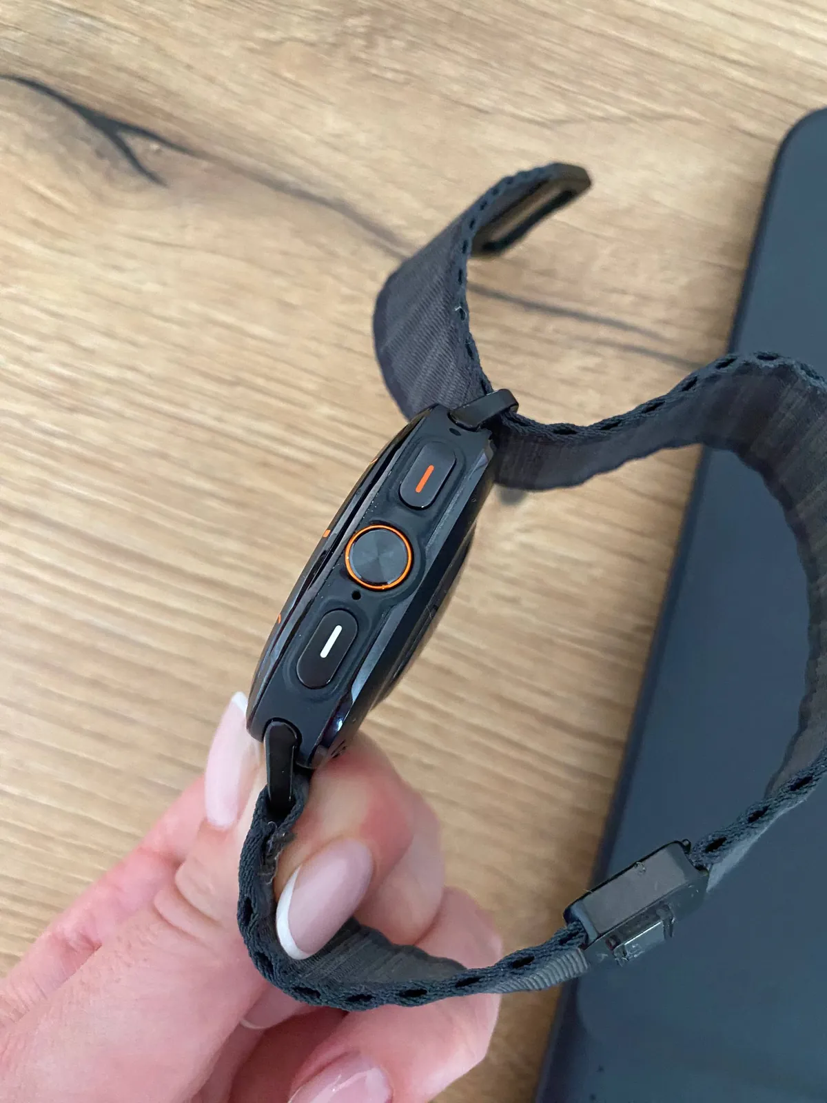 Смарт-часы Samsung Galaxy Watch SM-L705U 2